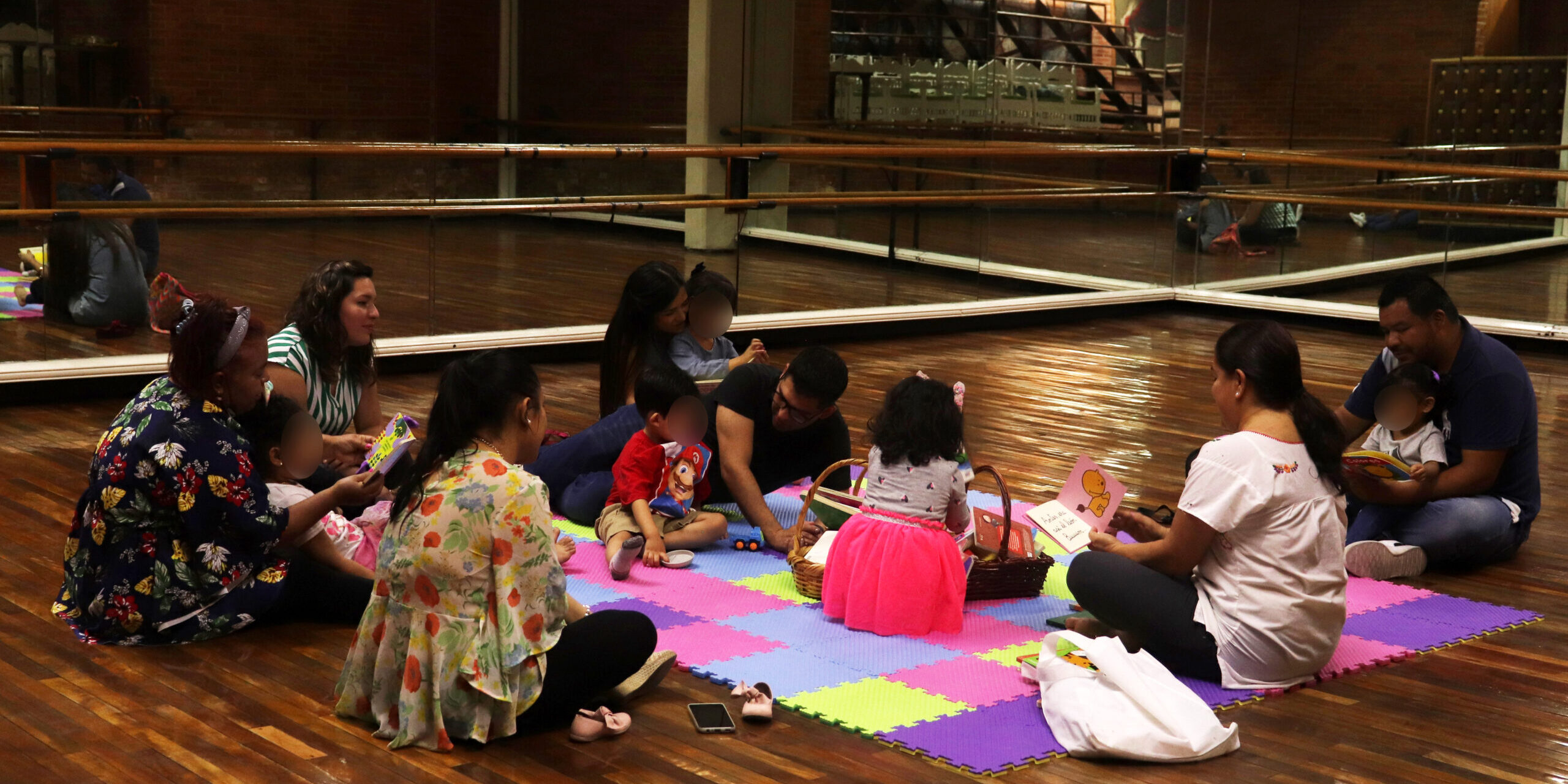 Entre libros y arrullos